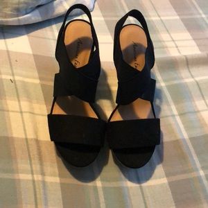 American eagle shoes size 6 1/2
